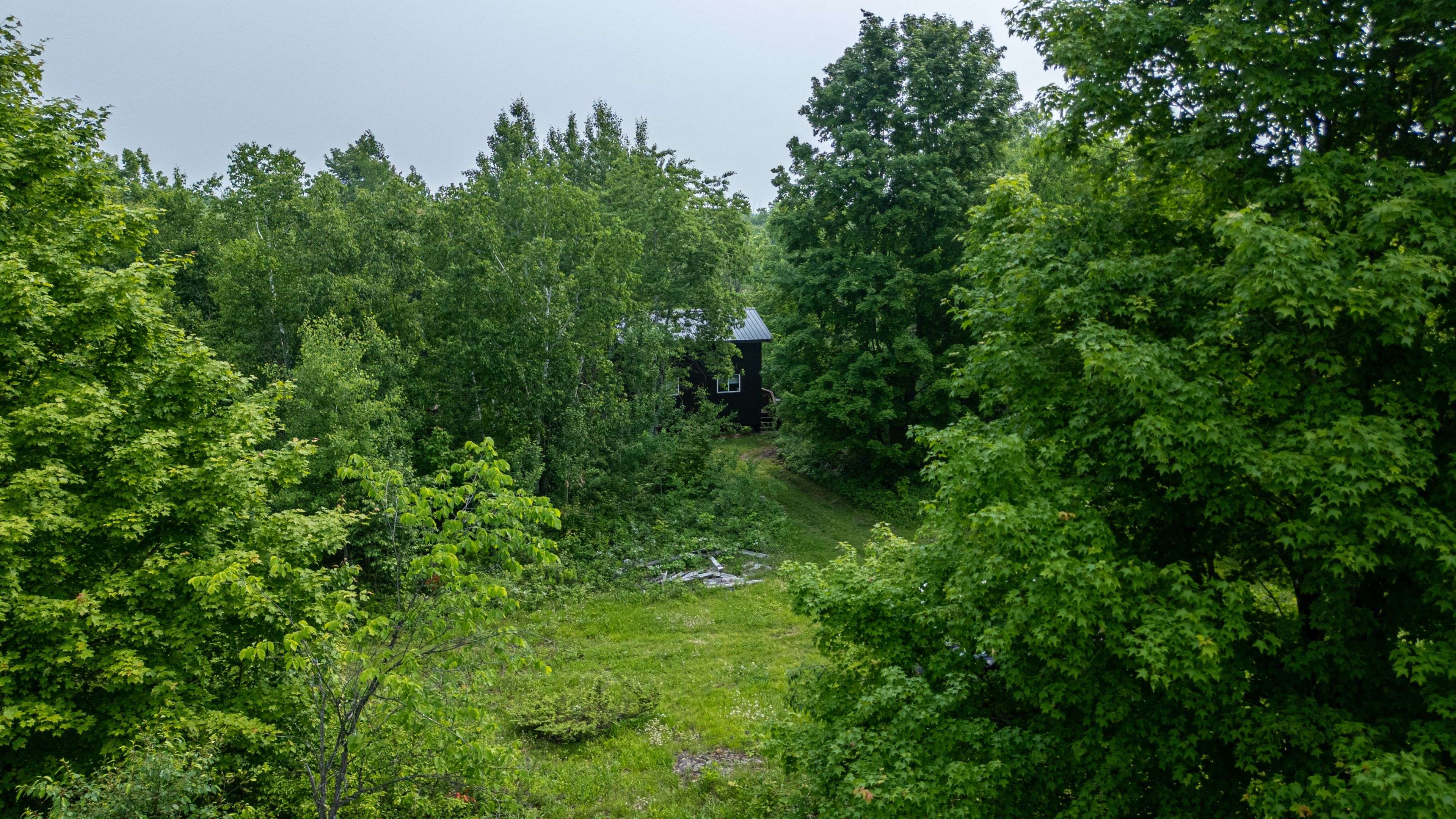 Rideau Lakes, ON K0G 1X0,384 Big Crosby Lake RD