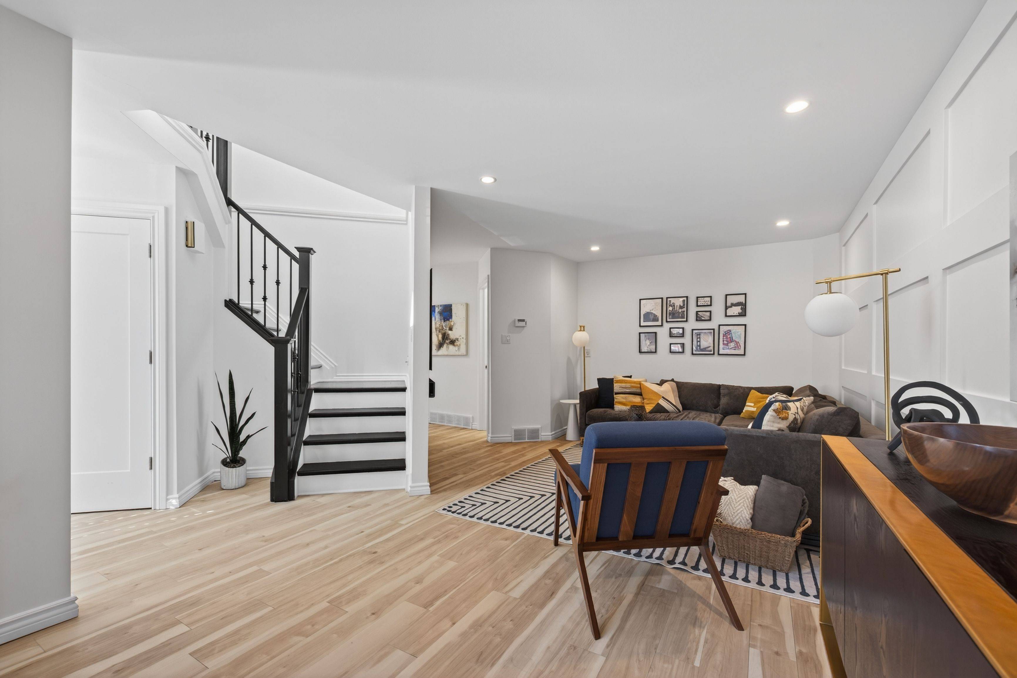 London East, ON N6A 1M1,152 Albert ST #2