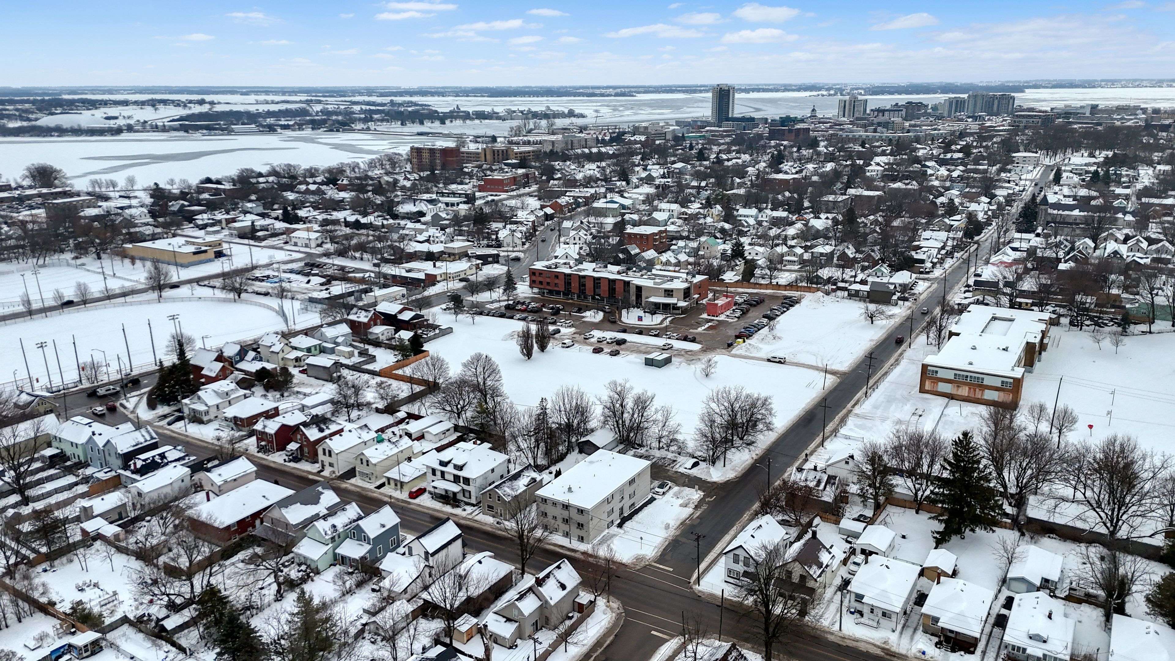 Kingston, ON K7K 2C3,48 Stephen ST