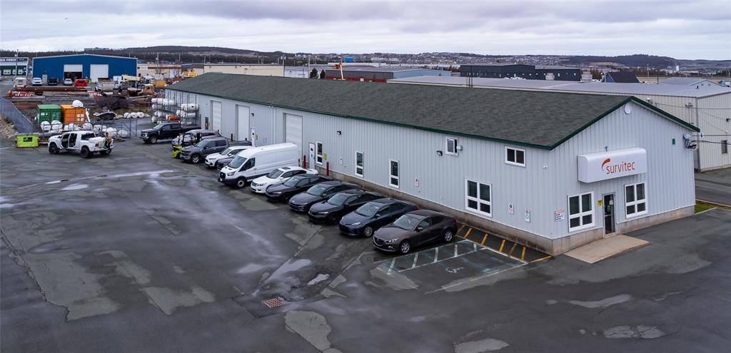 Mount Pearl, NL A1N 4R5,8 Kyle Avenue