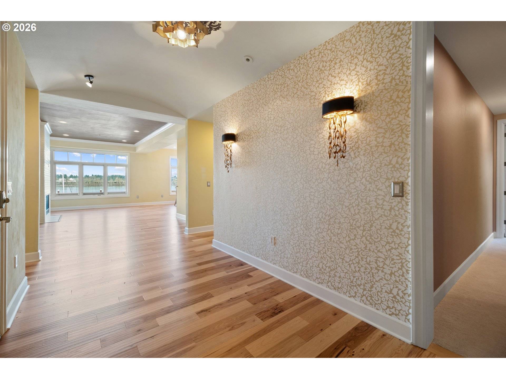 Portland, OR 97217,707 N HAYDEN ISLAND DR #215