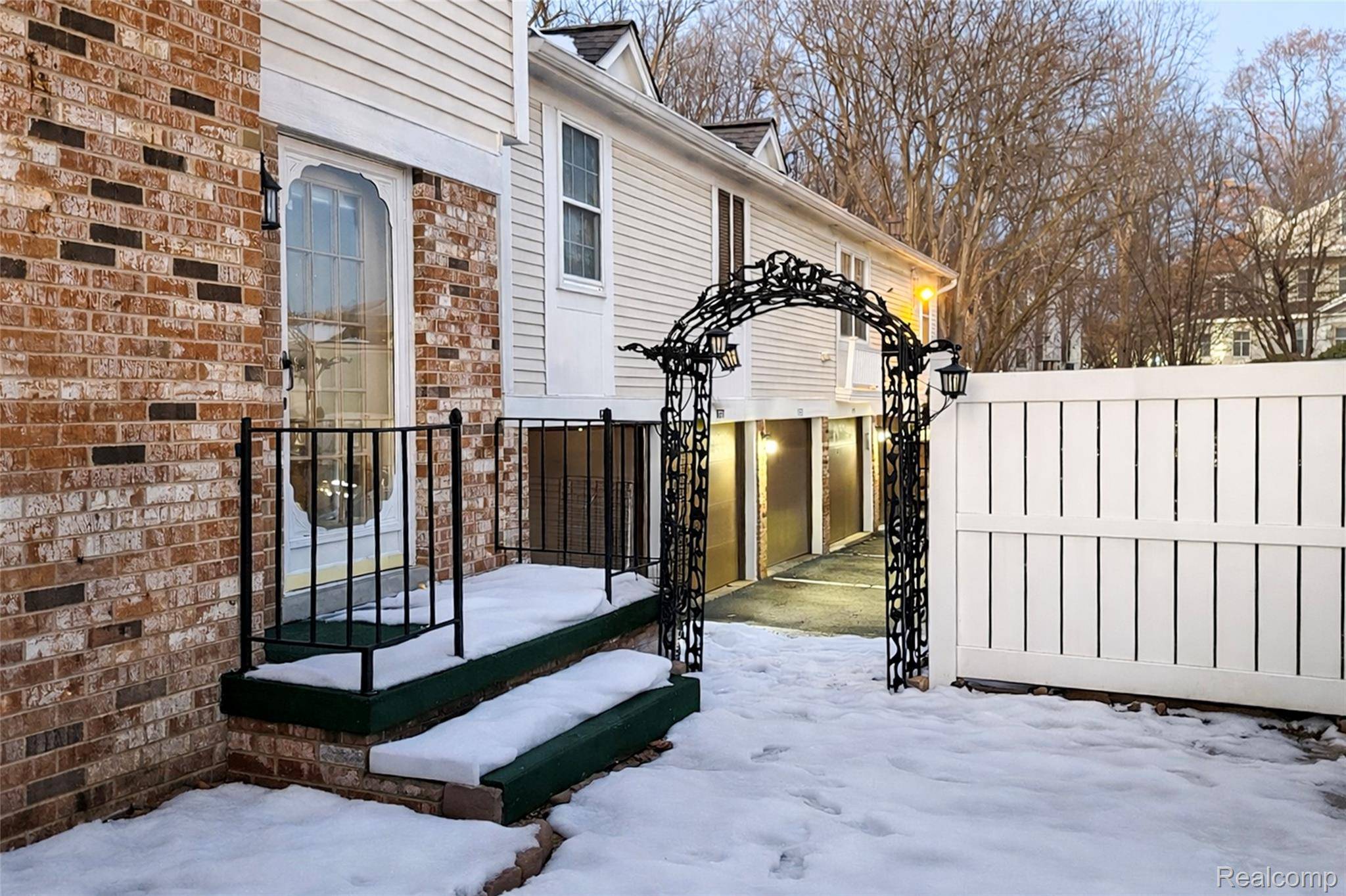 Novi, MI 48167,21330 E Glen Haven CIR