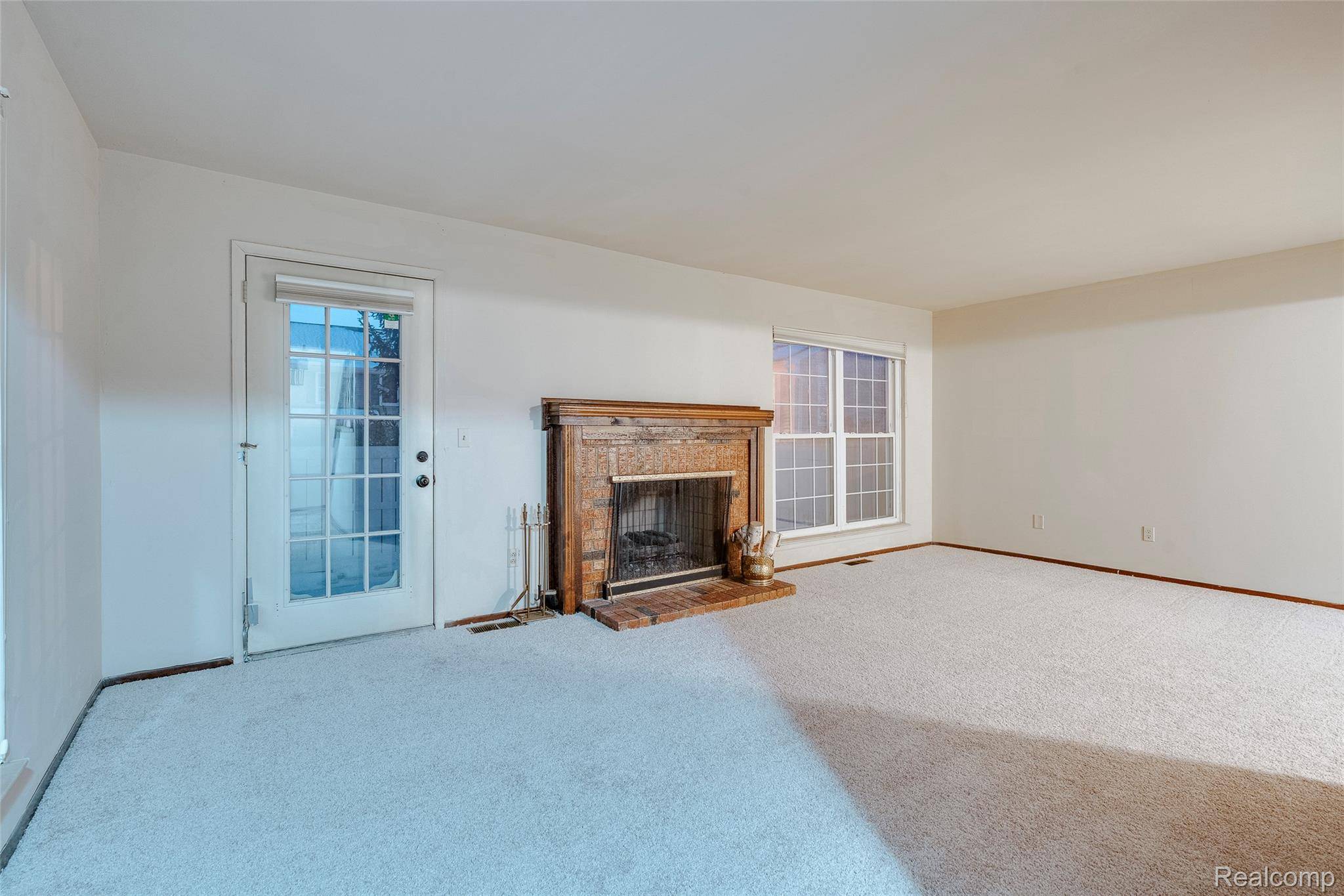 Novi, MI 48167,21330 E Glen Haven CIR