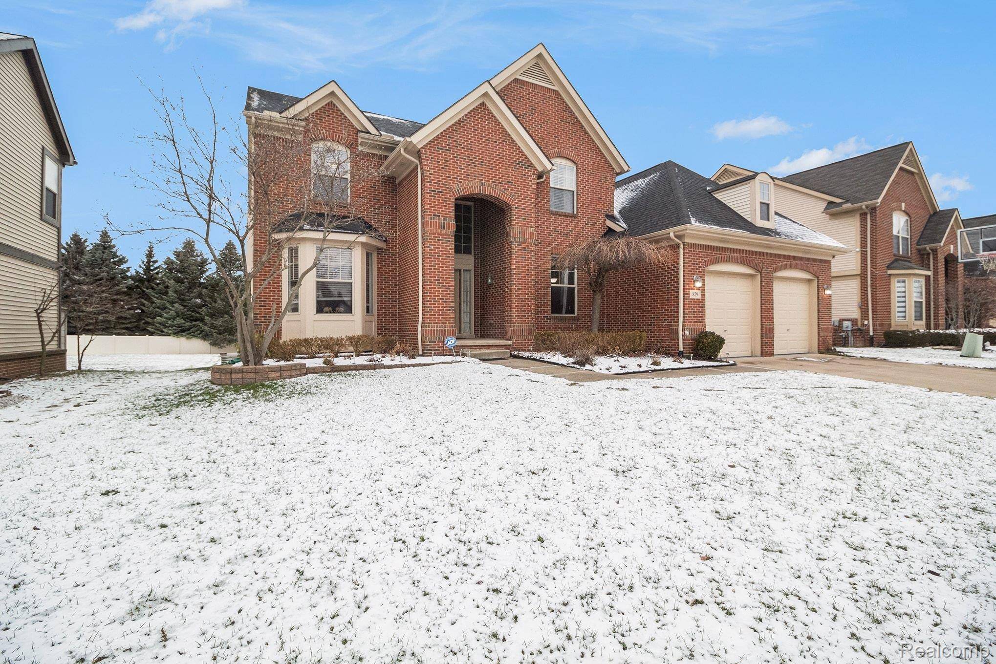 Commerce Twp, MI 48390,829 Grandview DR