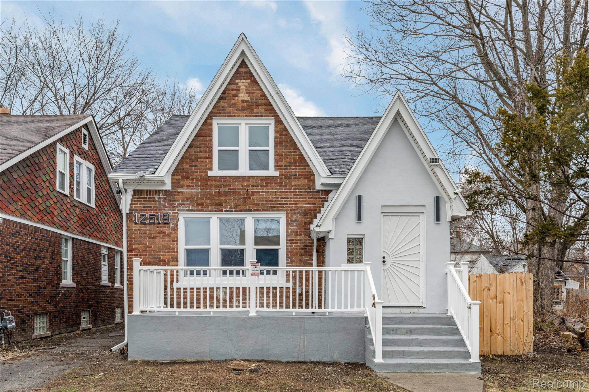 Detroit, MI 48213,12519 Maiden ST