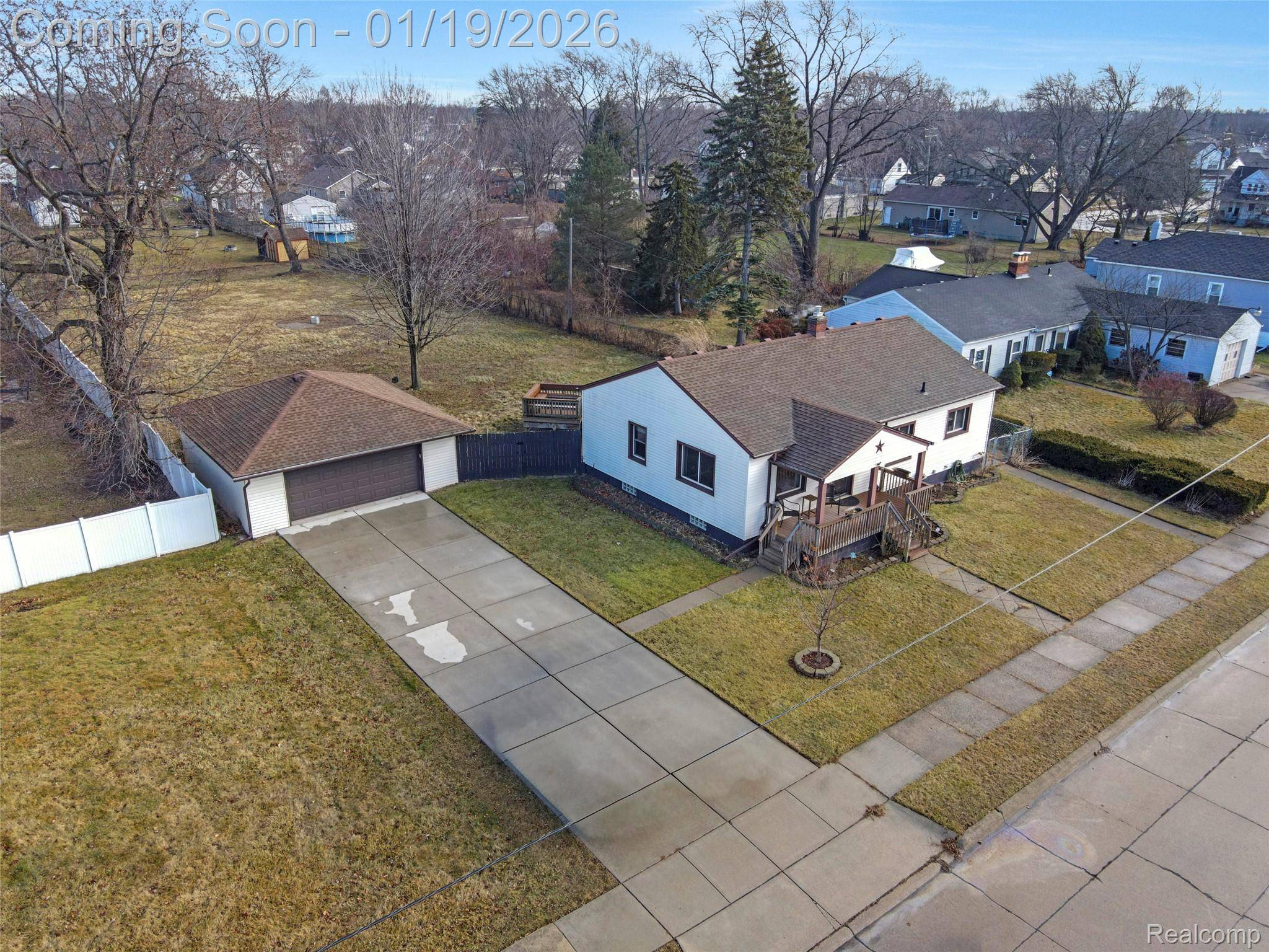 Roseville, MI 48066,26690 Fernwood ST