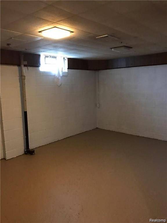 Warren, MI 48089,8404 Westminster AVE