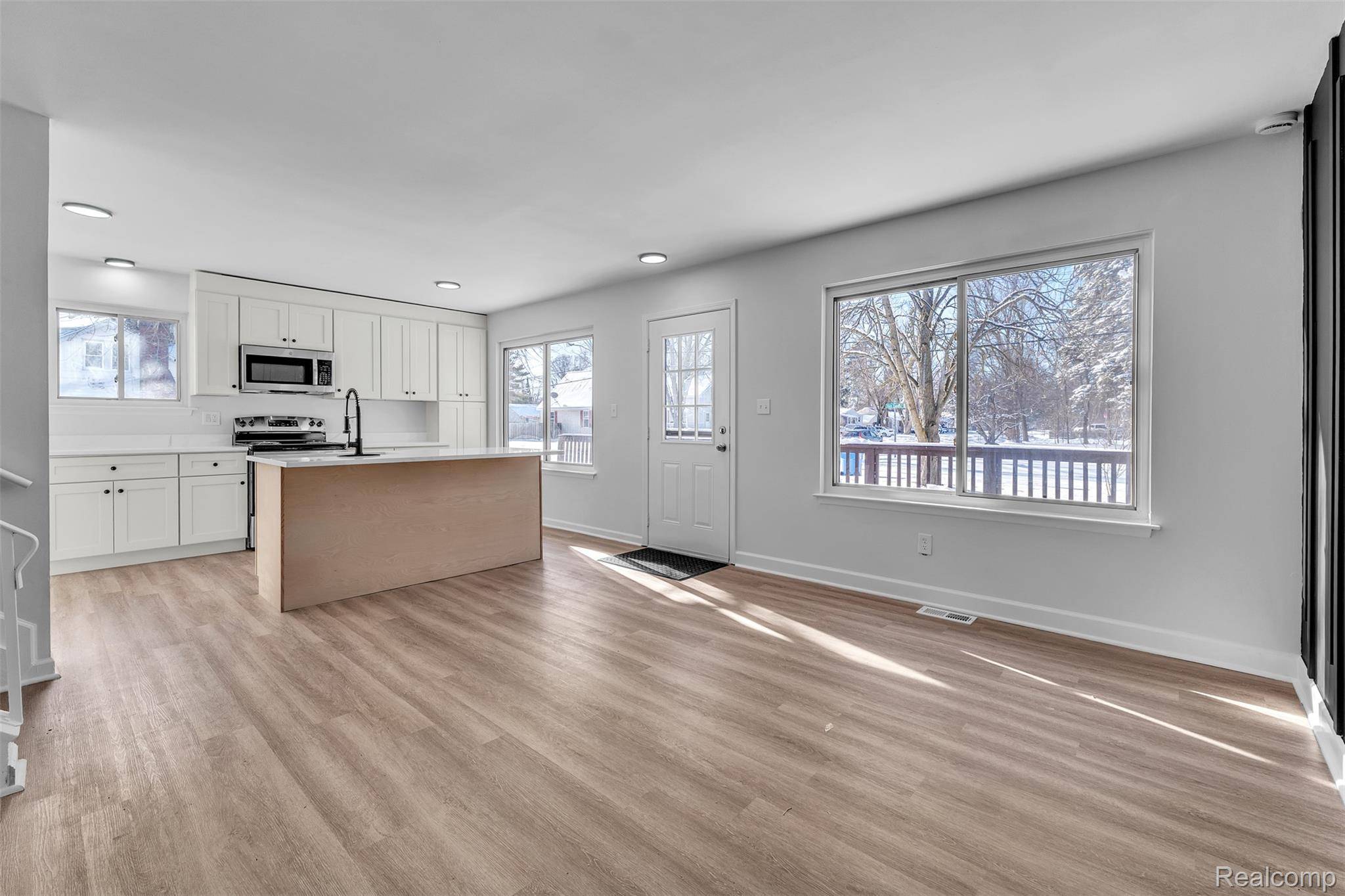 Waterford, MI 48329,3410 Van Zandt RD