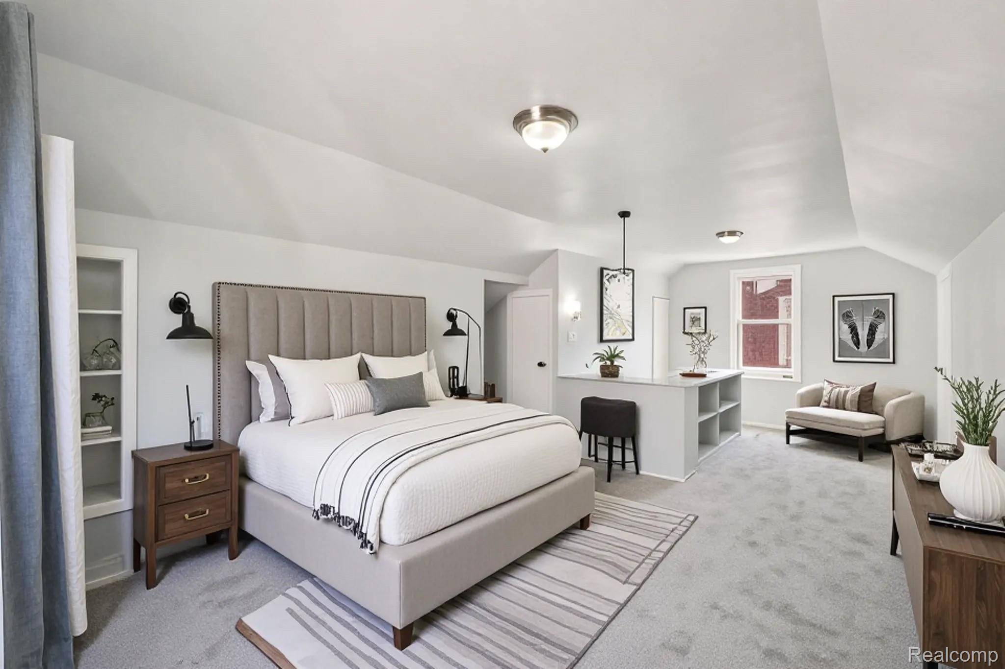 Detroit, MI 48228,9976 Warwick ST