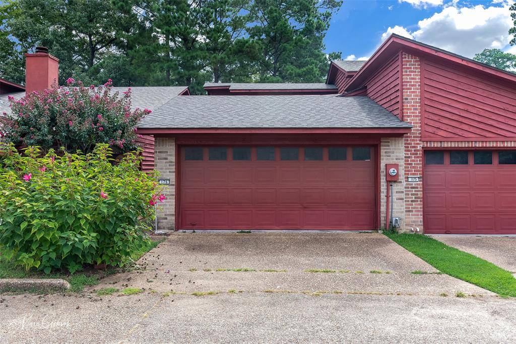 Shreveport, LA 71118,176 Fountain View