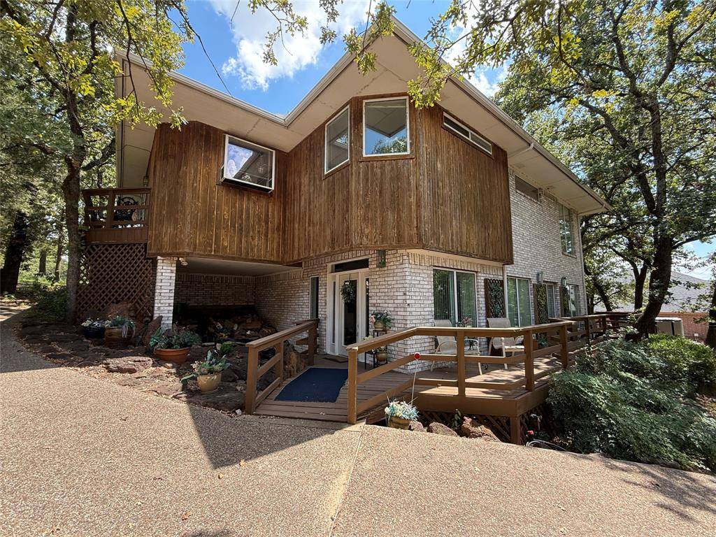 Gainesville, TX 76240,104 Pawnee Trail