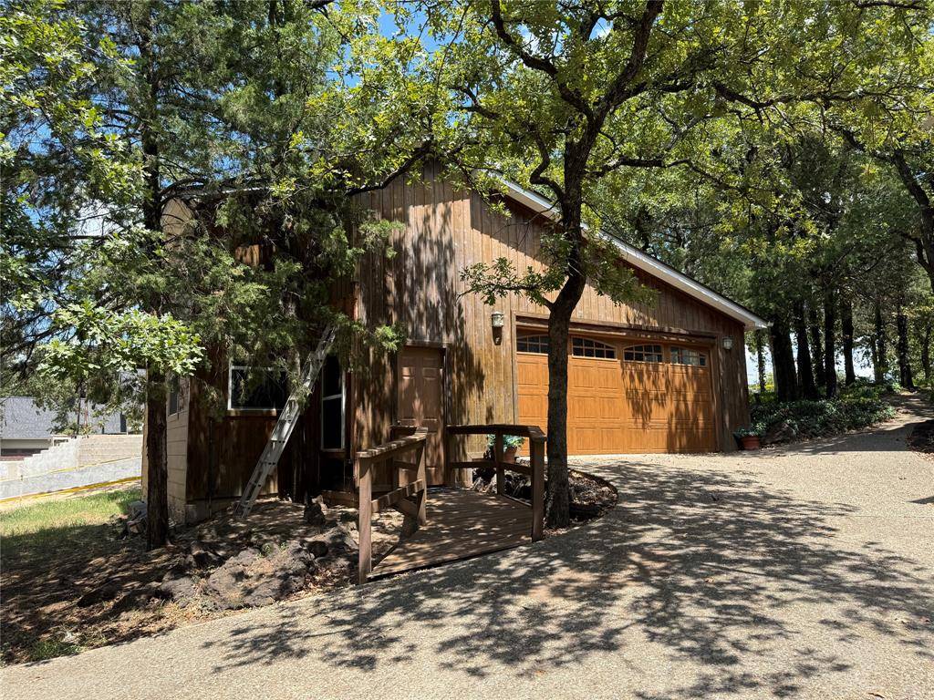 Gainesville, TX 76240,104 Pawnee Trail