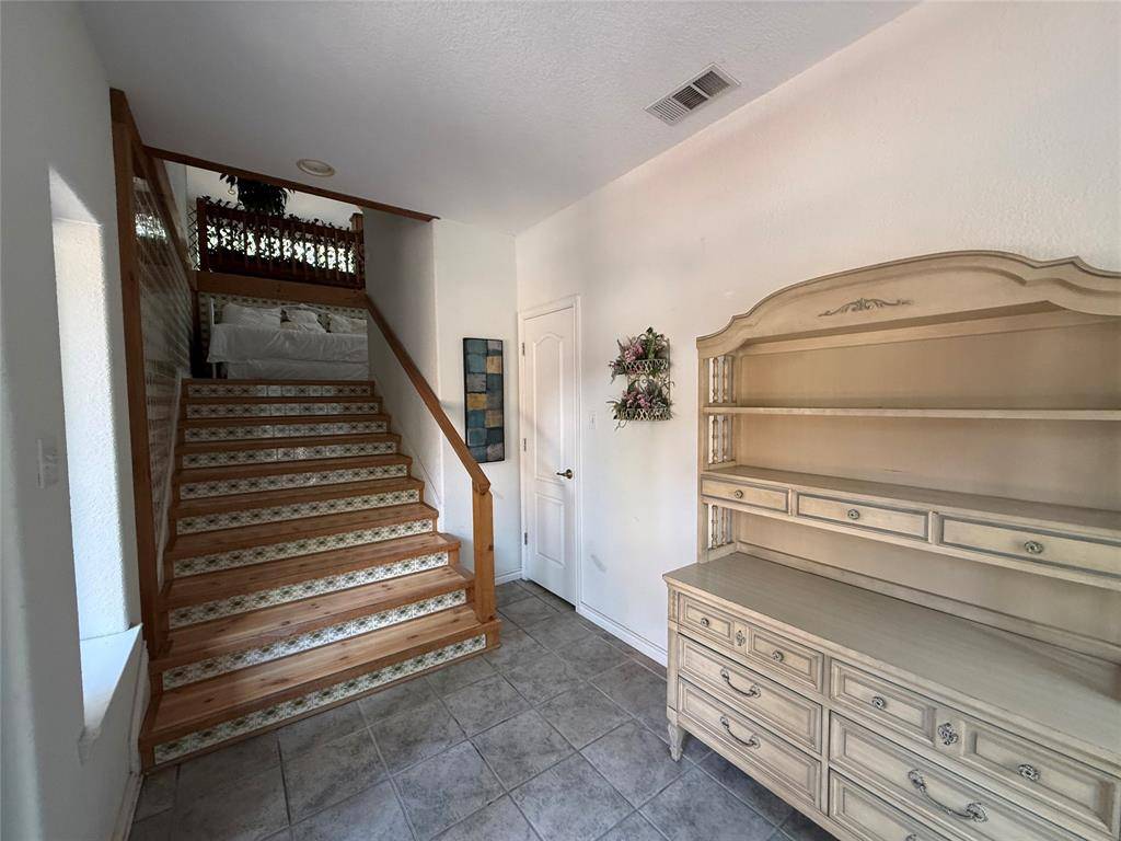 Gainesville, TX 76240,104 Pawnee Trail