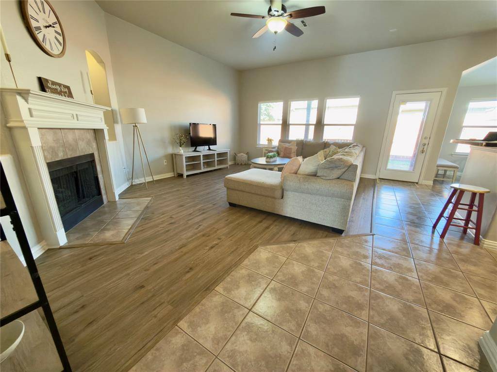 Fort Worth, TX 76179,6956 Big Wichita Drive