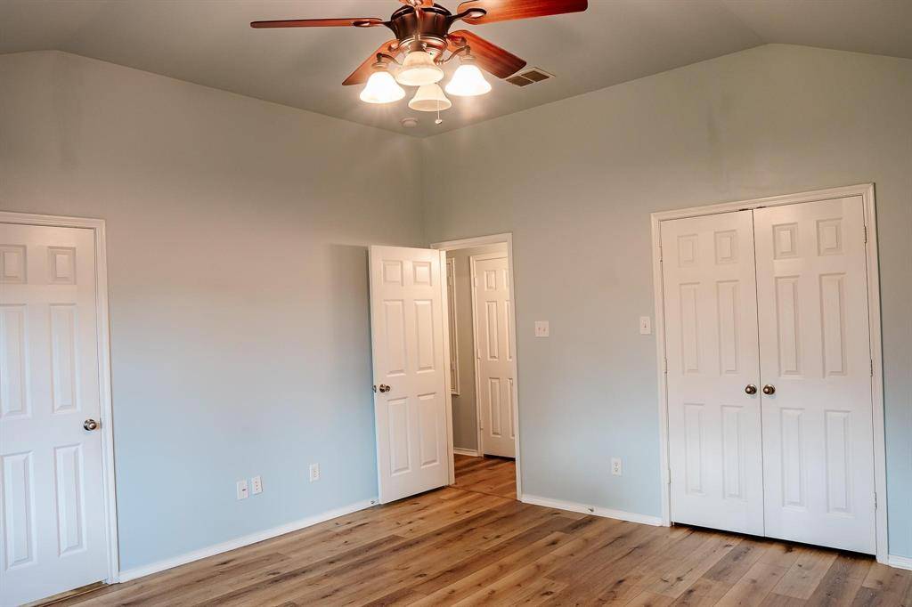 Cross Roads, TX 76227,712 Corral Street