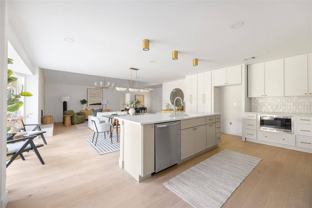 Dallas, TX 75244,4023 High Summit Drive