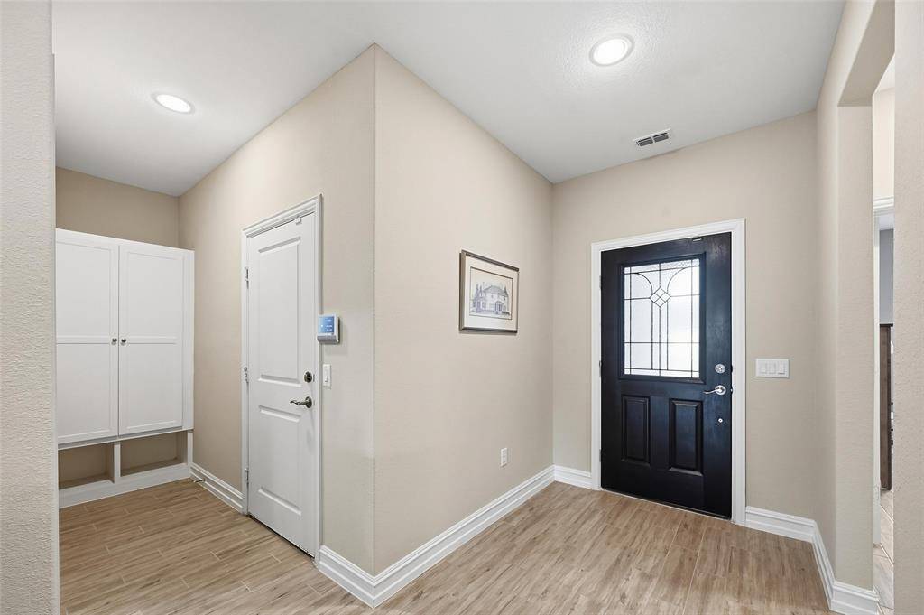 Mckinney, TX 75071,300 Sleepy Willow Lane