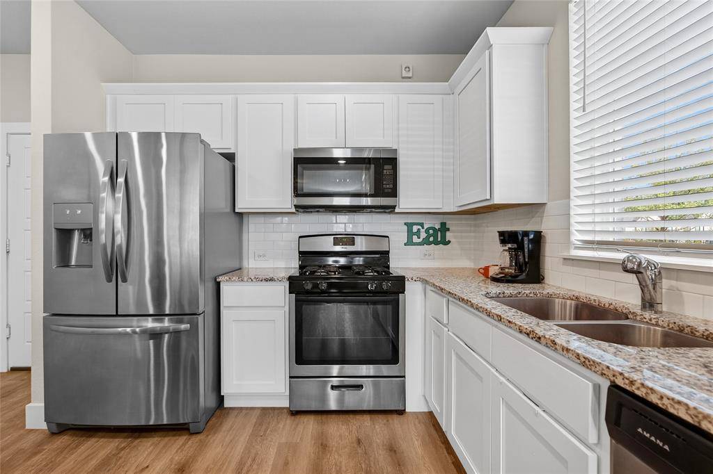 North Richland Hills, TX 76182,7696 Resting Mews