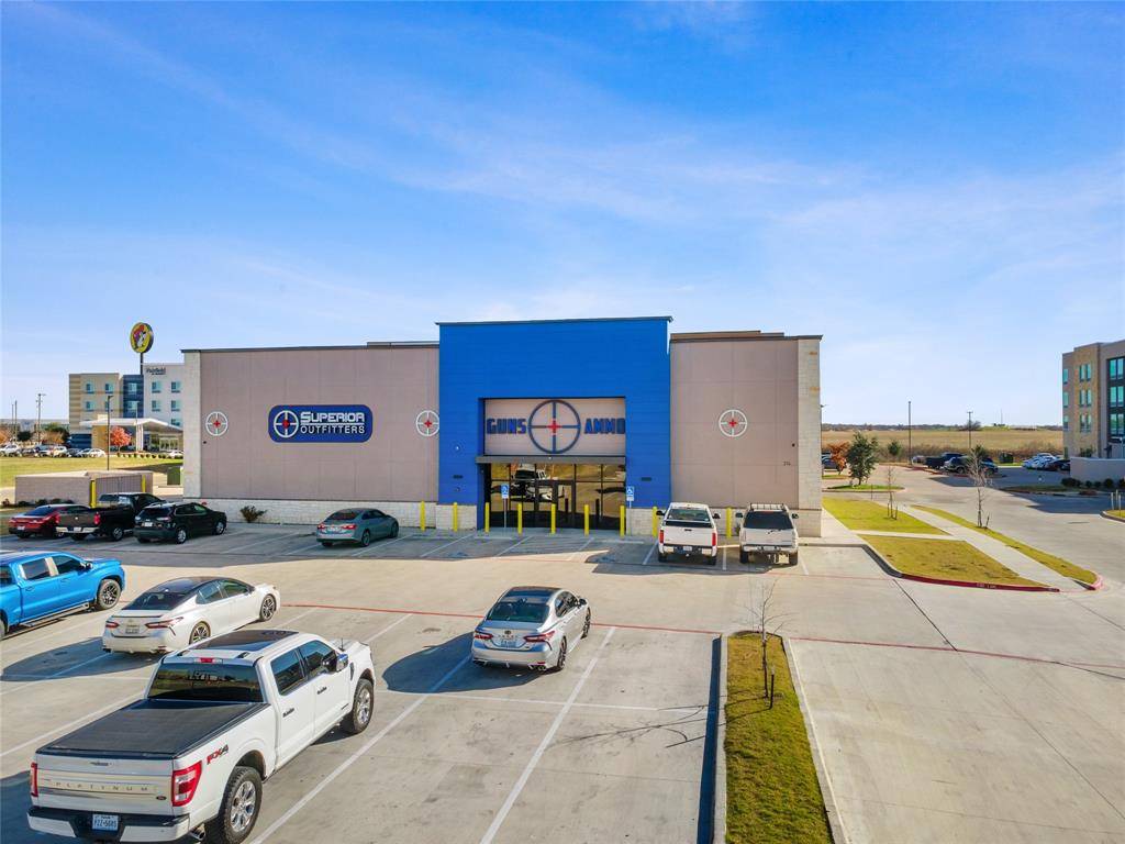 Terrell, TX 75160,214 Market Center Drive