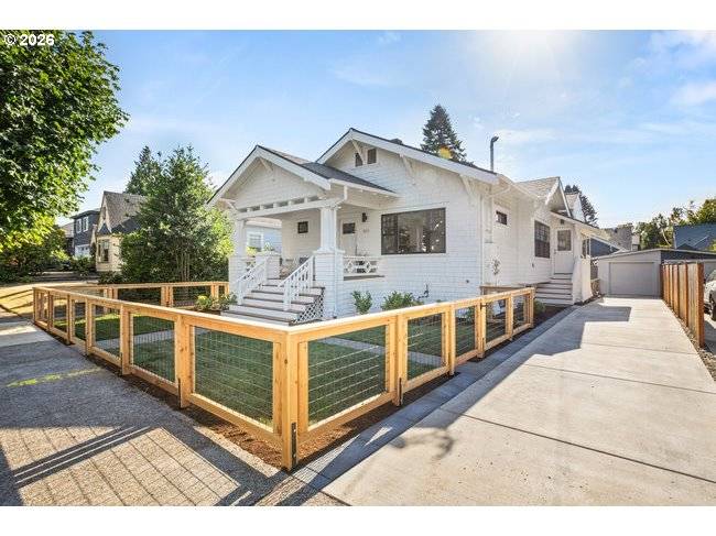 Portland, OR 97212,2415 NE 38th Ave #A