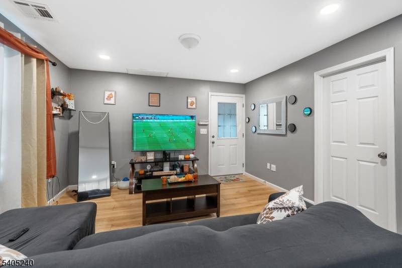 South Plainfield Boro, NJ 07080,619 Hancock St