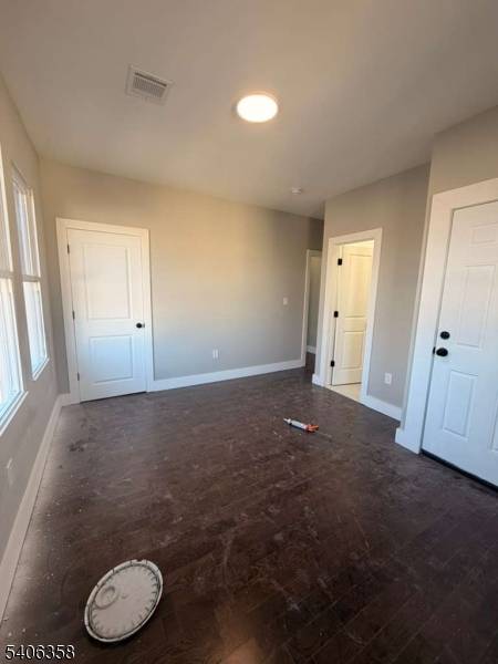 Newark City, NJ 07106,69 Brookdale Ave #3R