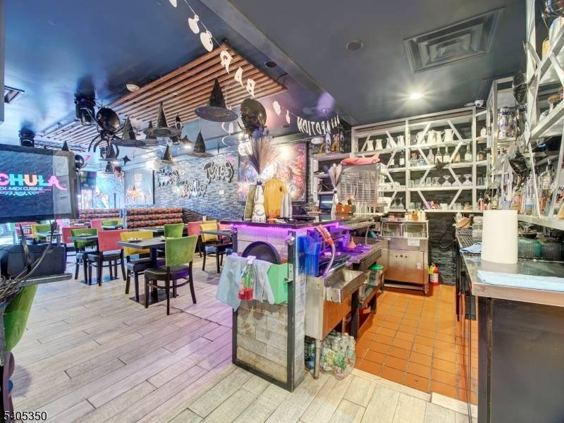 Rahway City, NJ 07065,78 E Cherry St