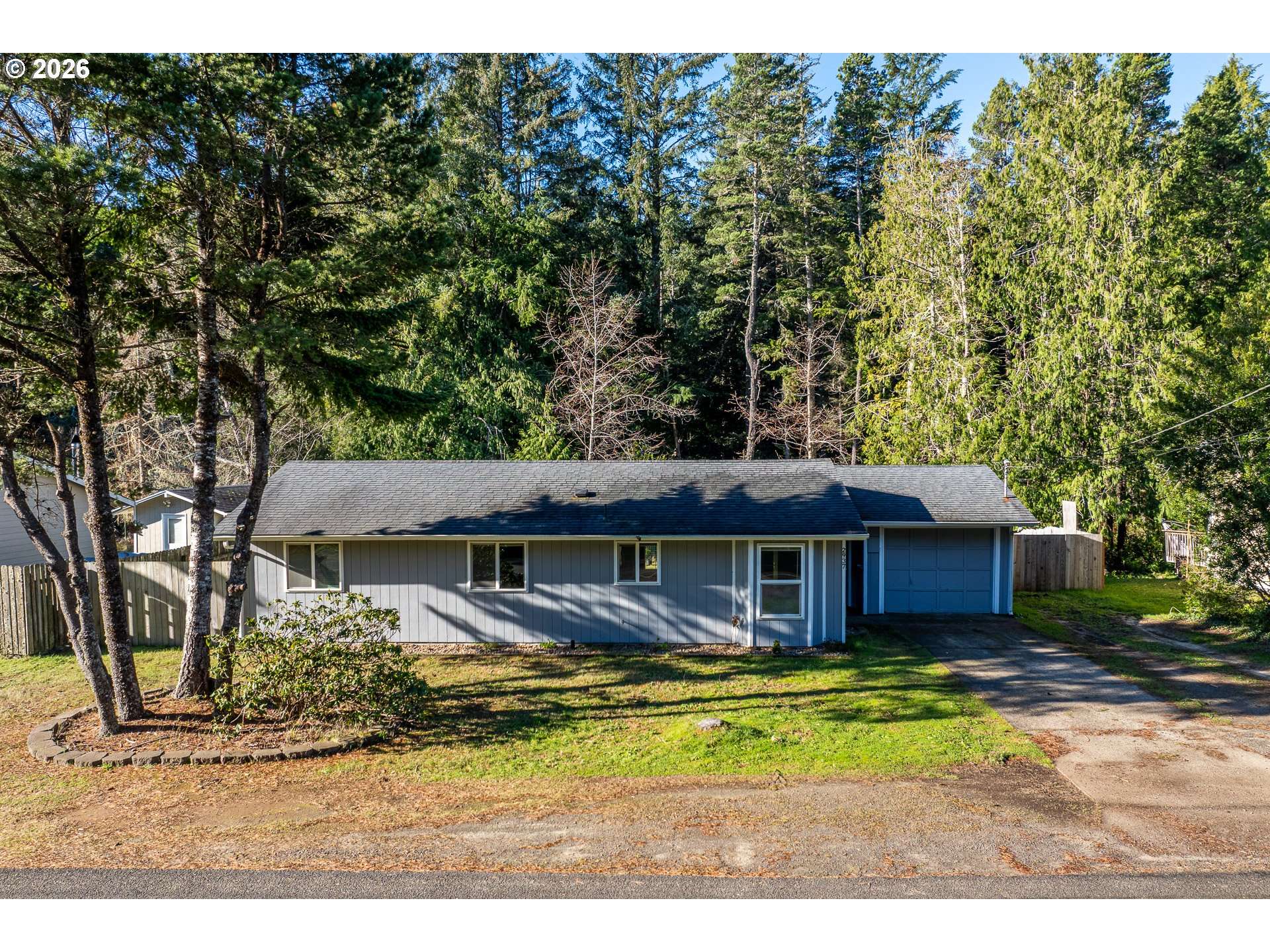 Florence, OR 97439,2937 MUNSEL LAKE RD
