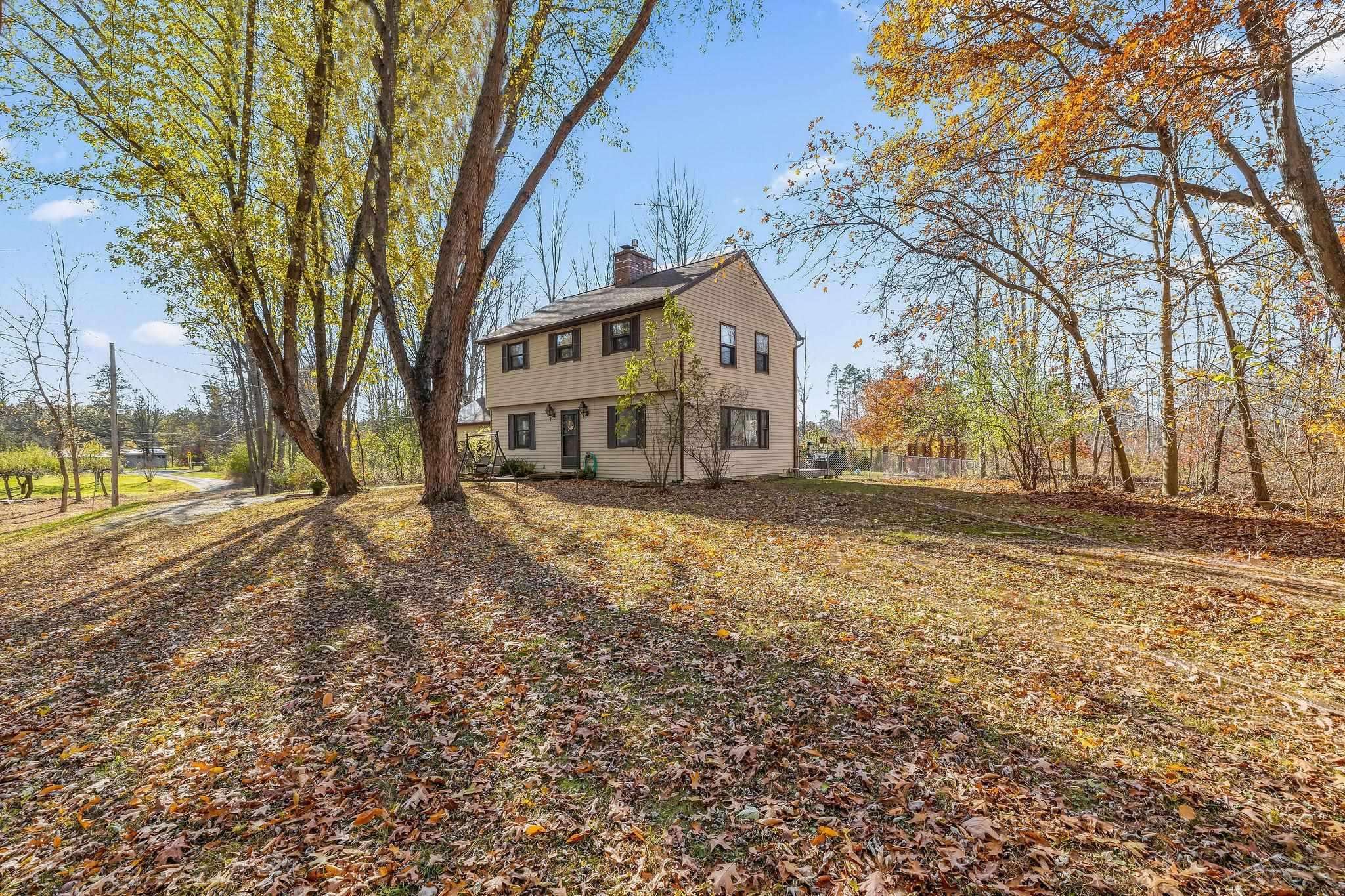 Midland, MI 48640,1305 E Pine River RD