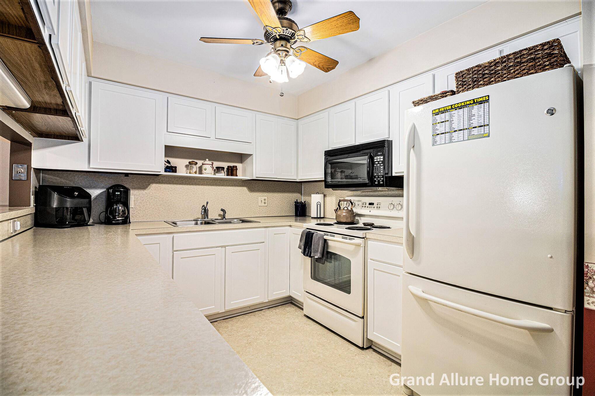 Grand Rapids, MI 49548,7005 E Springtree LN SW #31