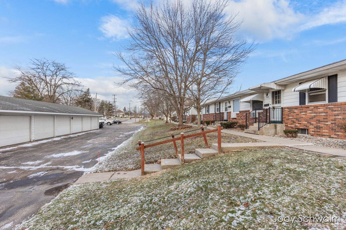 Grandville, MI 49418,3364 Chestnut AVE SW