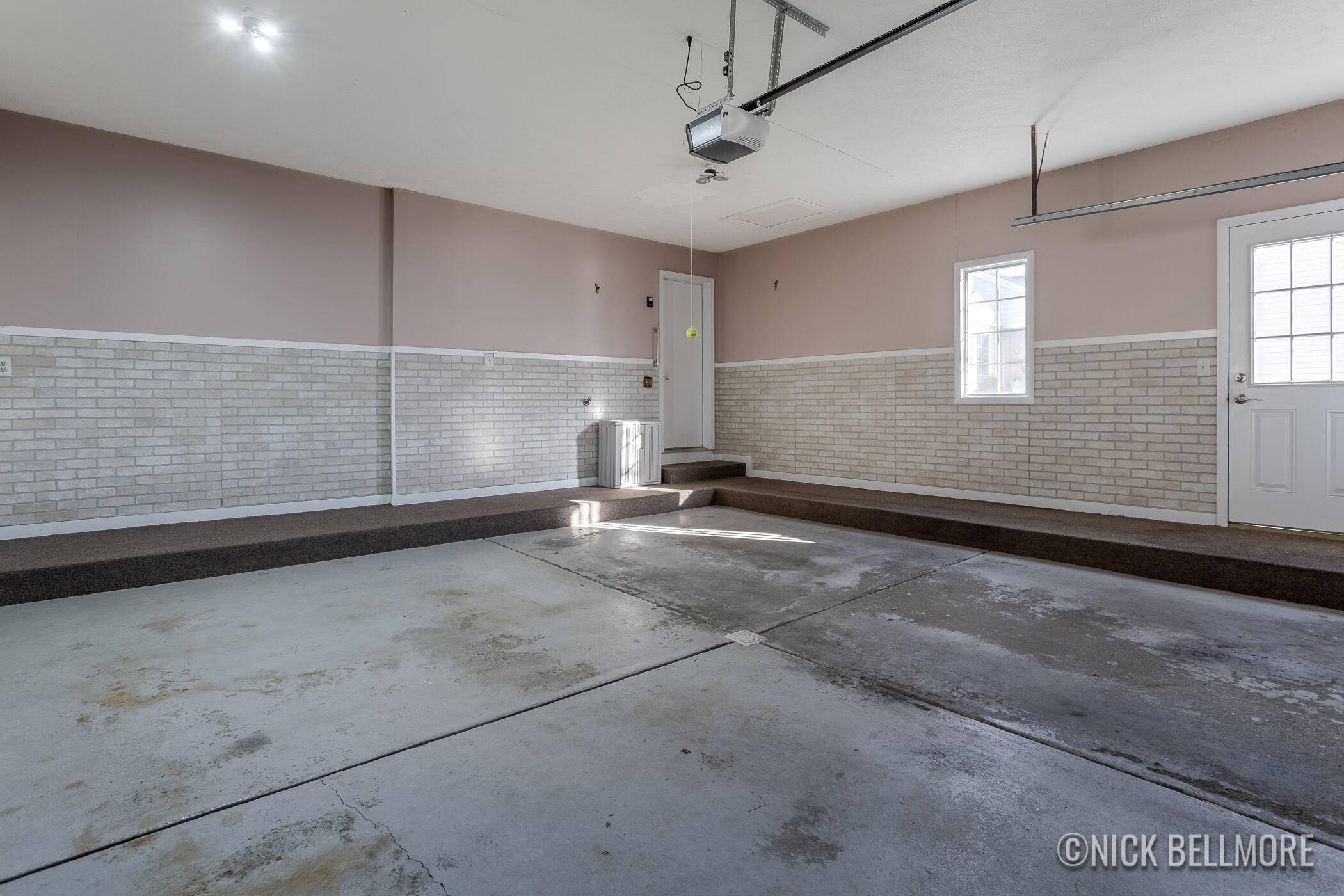 Jenison, MI 49428,2890 Parkside DR