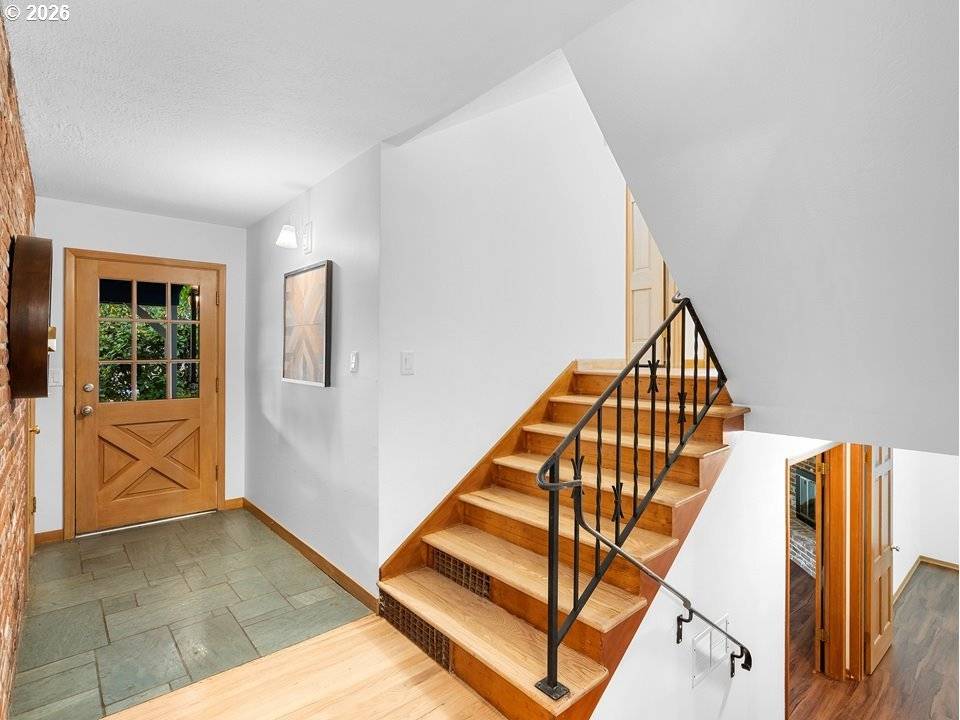 Lake Oswego, OR 97034,1760 KILKENNY DR