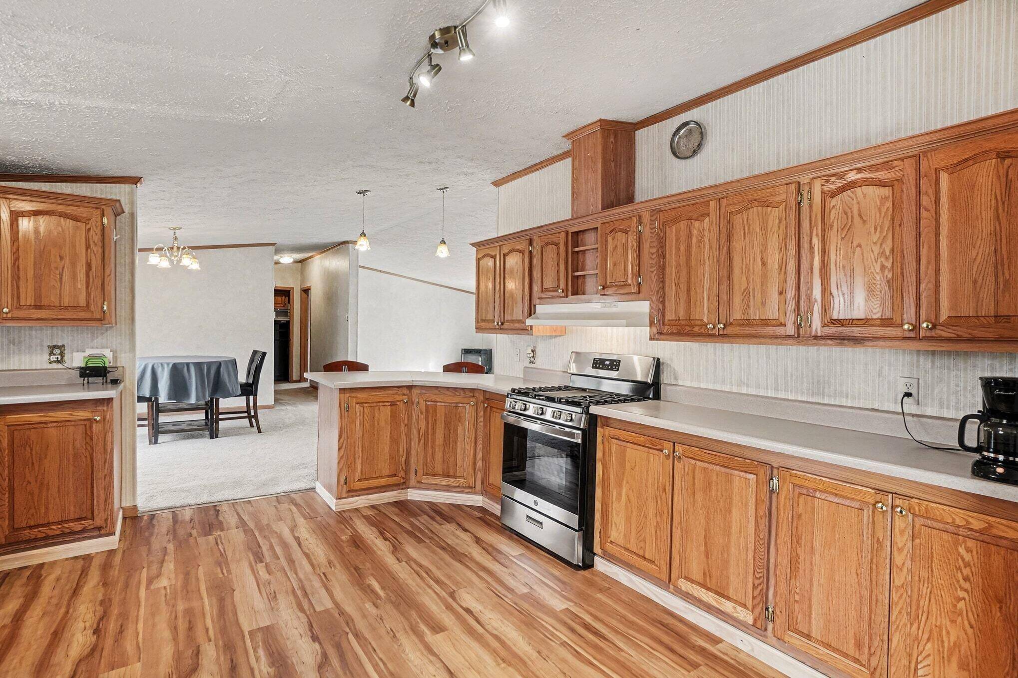 Ravenna, MI 49451,114 N Bossett RD