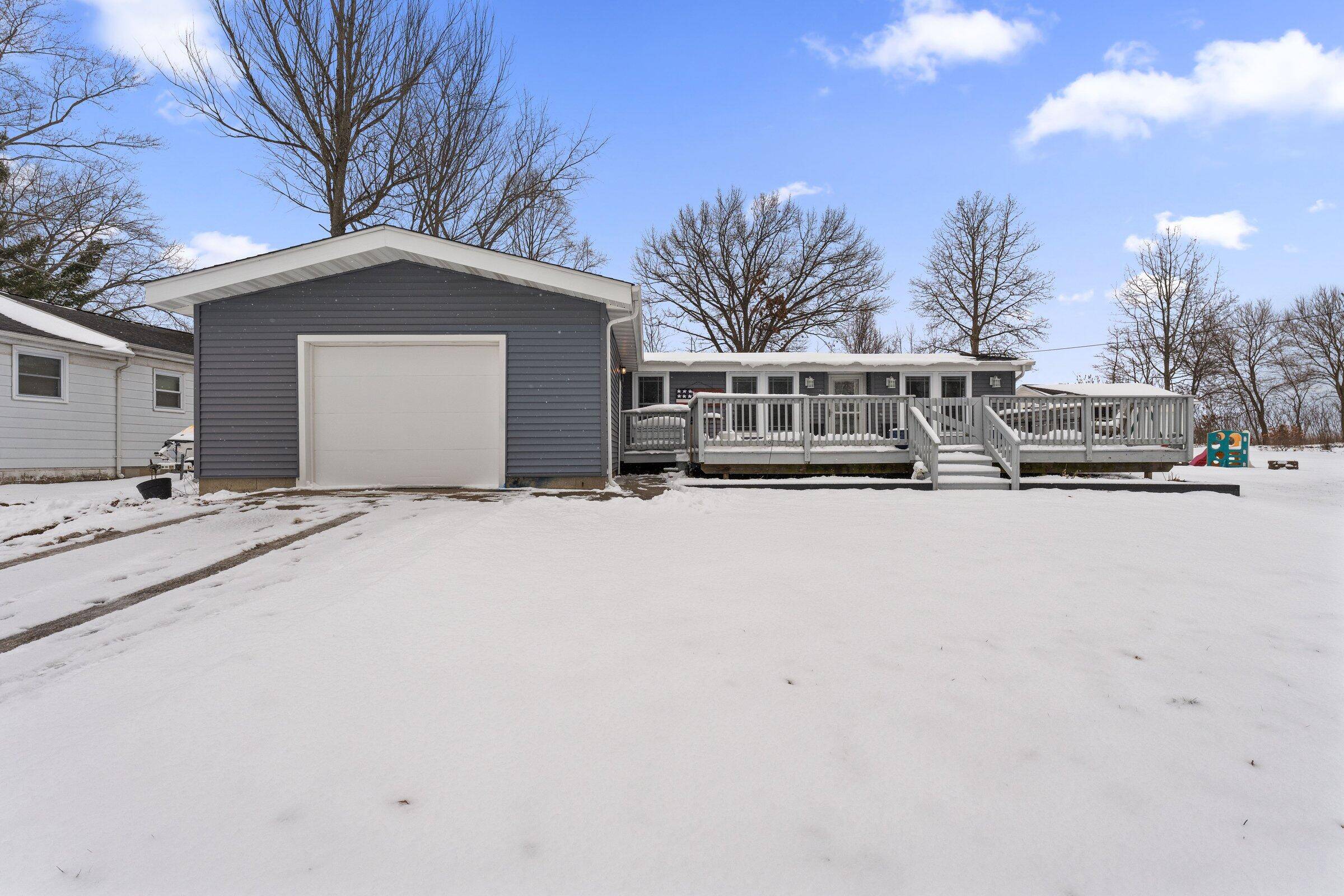 Dowagiac, MI 49047,31486 County Line RD