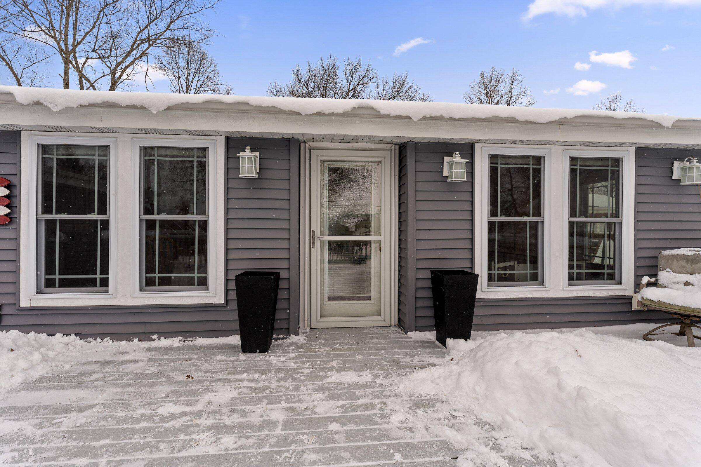 Dowagiac, MI 49047,31486 County Line RD