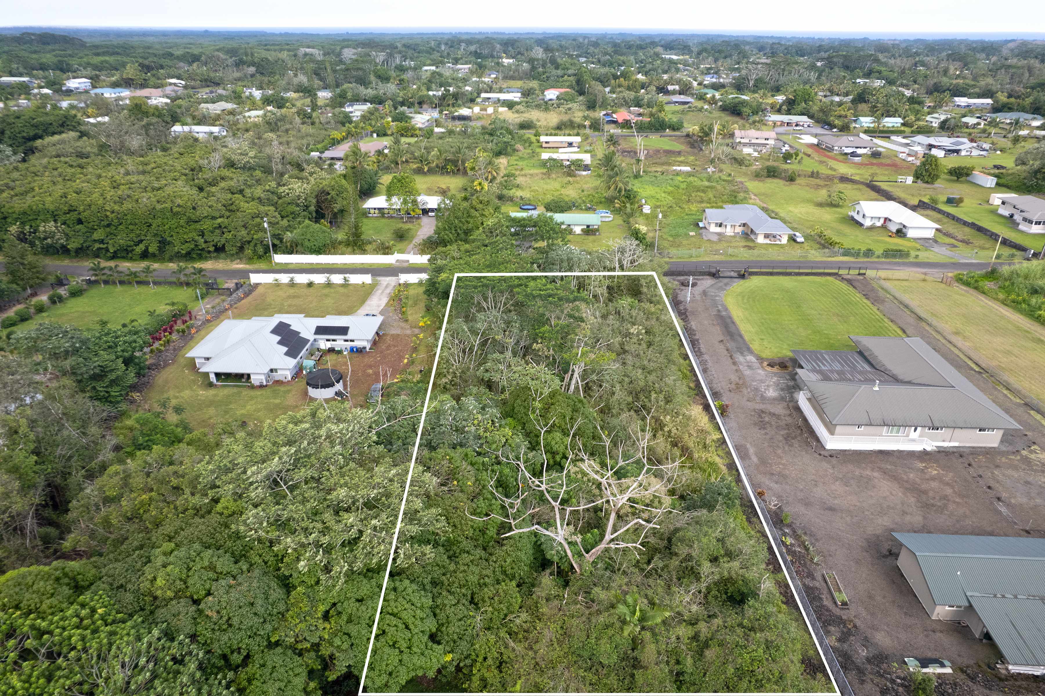 Keaau, HI 96749,15-1366 27TH AVE