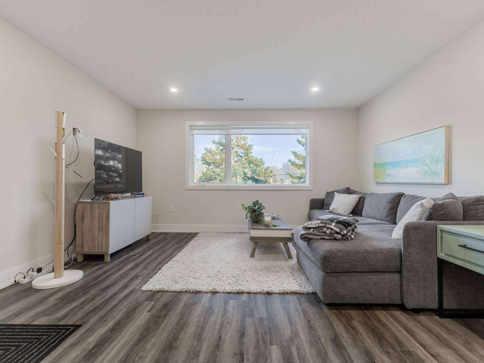 Toronto C07, ON M2R 1N7,560 Finch AVE W #upper