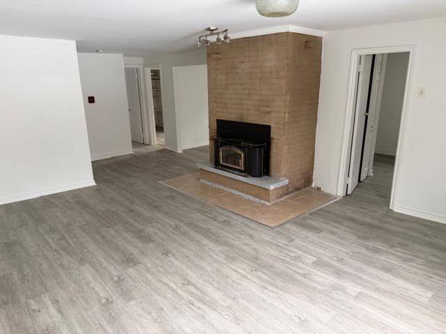 Georgina, ON L4P 2T3,207 Bayview AVE