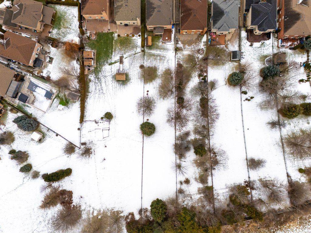 Vaughan, ON L4H 1C8,102 Vaughan Mills RD