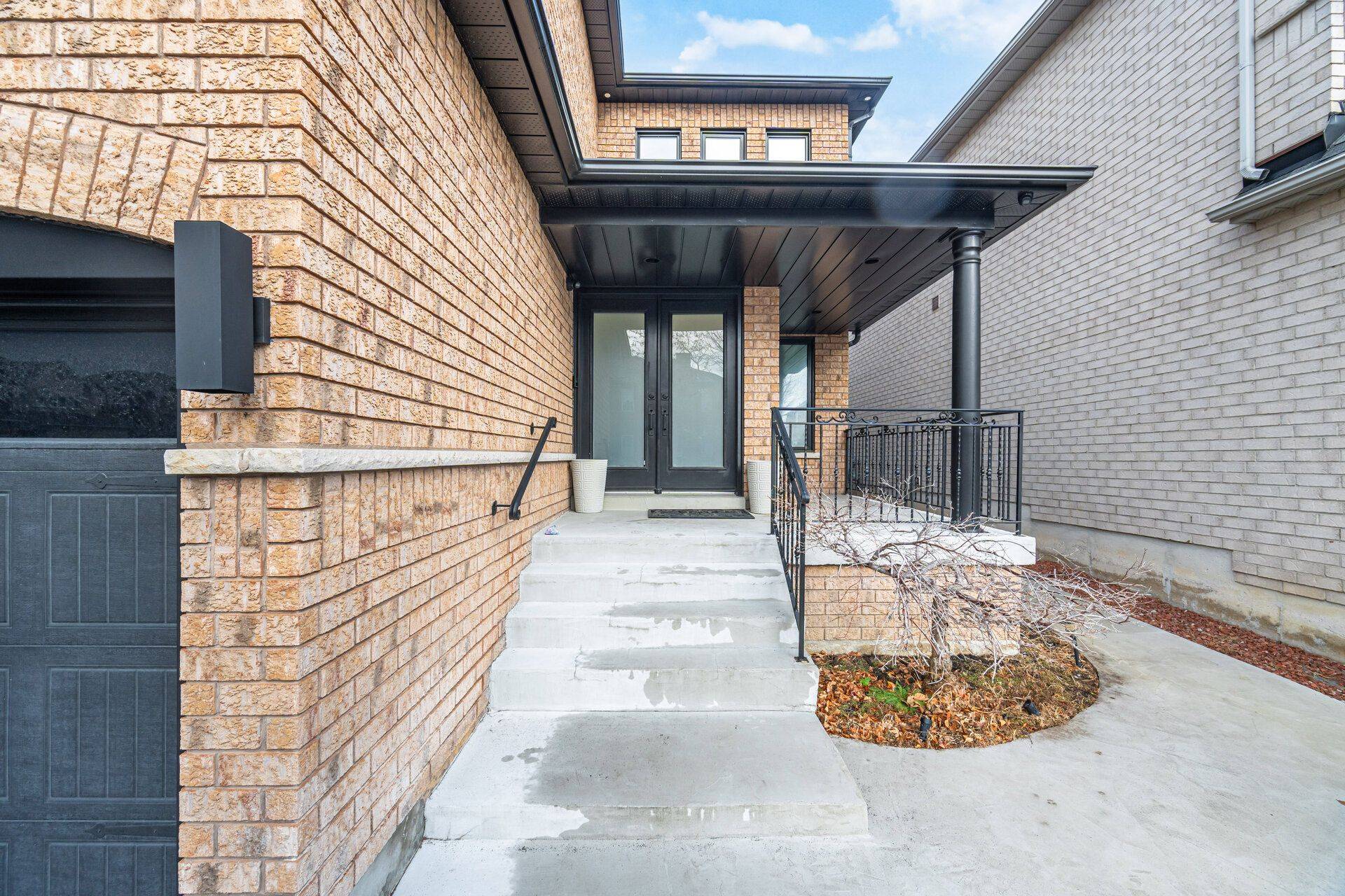 Vaughan, ON L4H 1W8,80 Sgotto BLVD