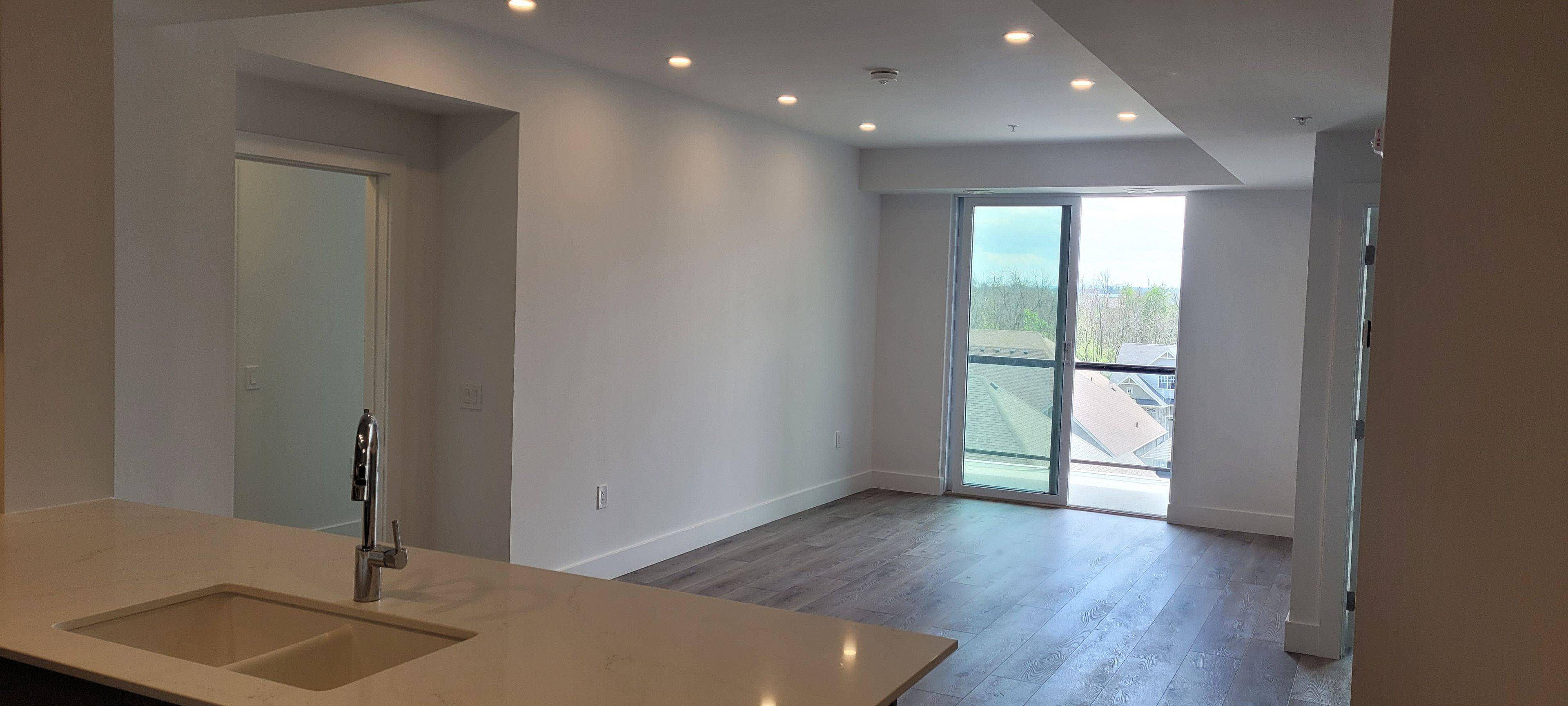 Collingwood, ON L9Y 5T6,4 Kimberly LN #409