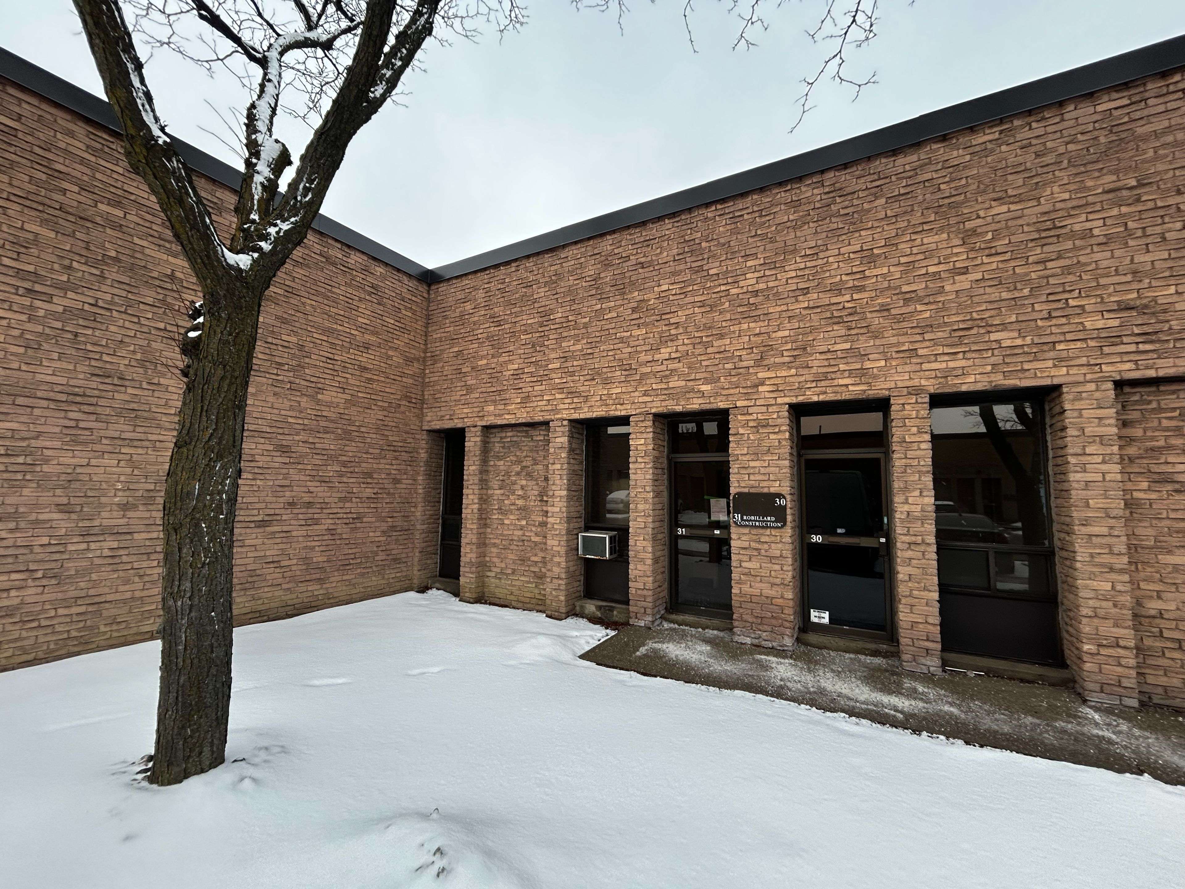 Mississauga, ON L4W 3C6,1565 Britannia RD E ##31