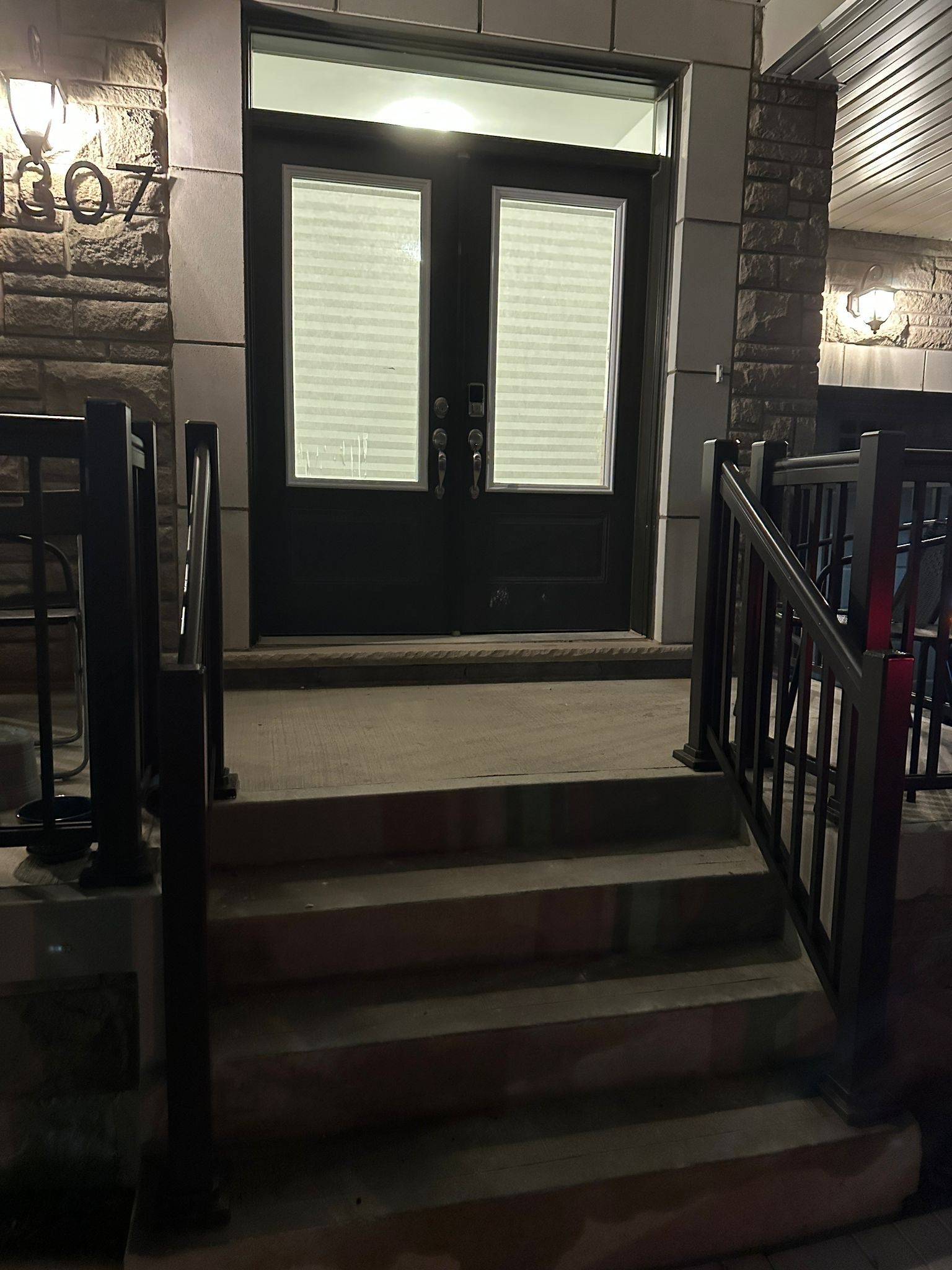 Milton, ON L9E 2B7,1307 Lily CRES