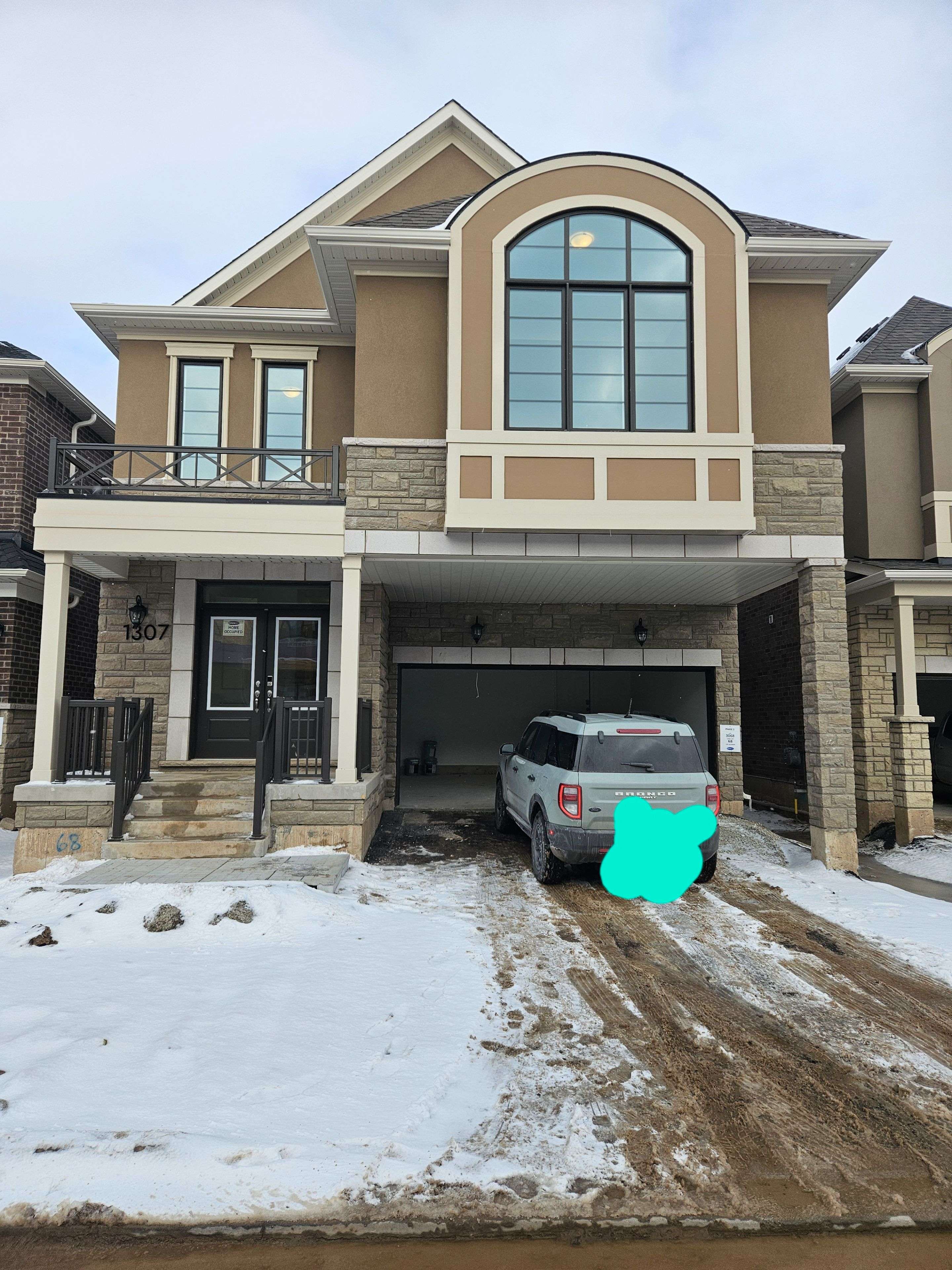 Milton, ON L9E 2B7,1307 Lily CRES