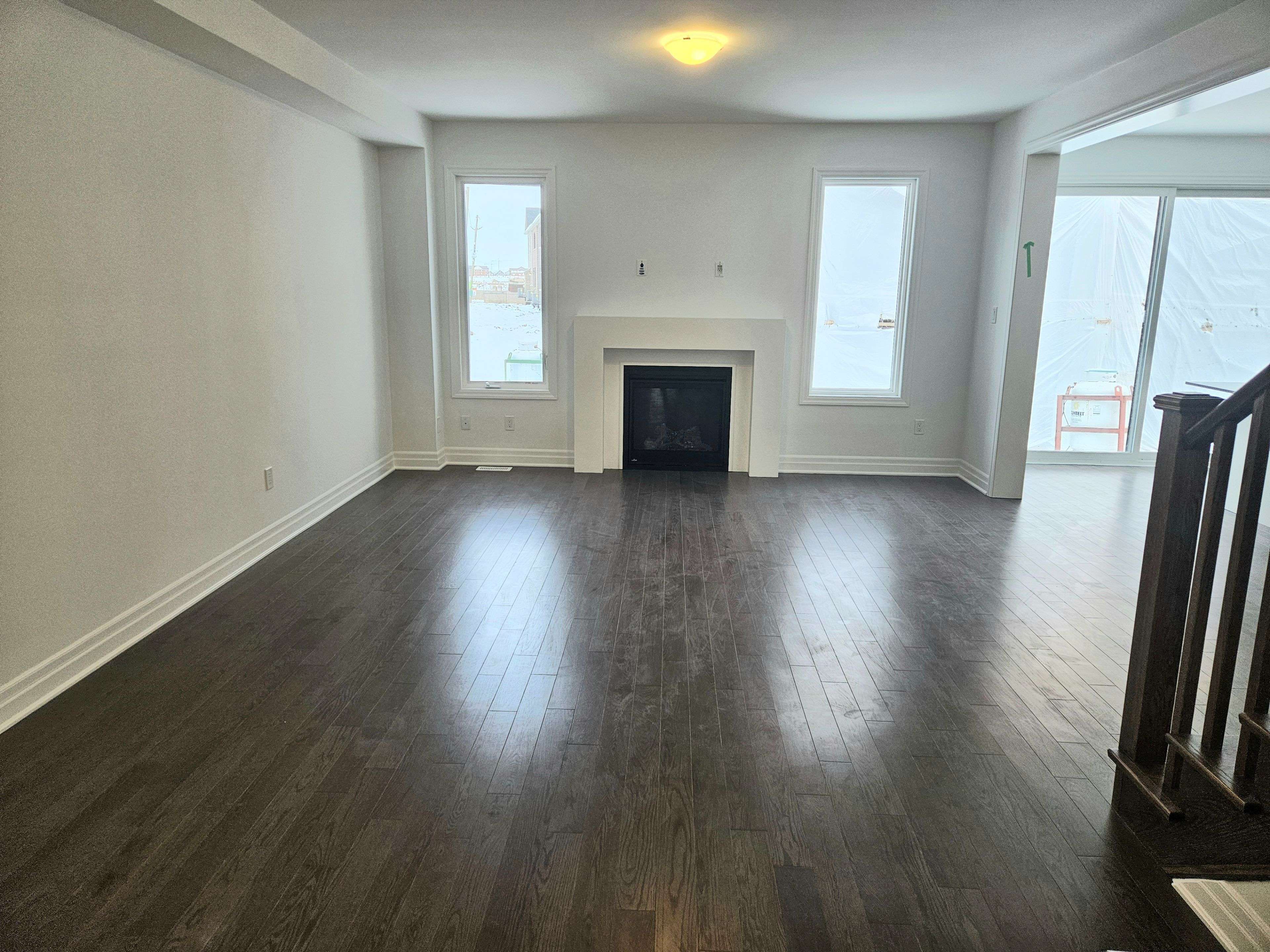 Milton, ON L9E 2B7,1307 Lily CRES