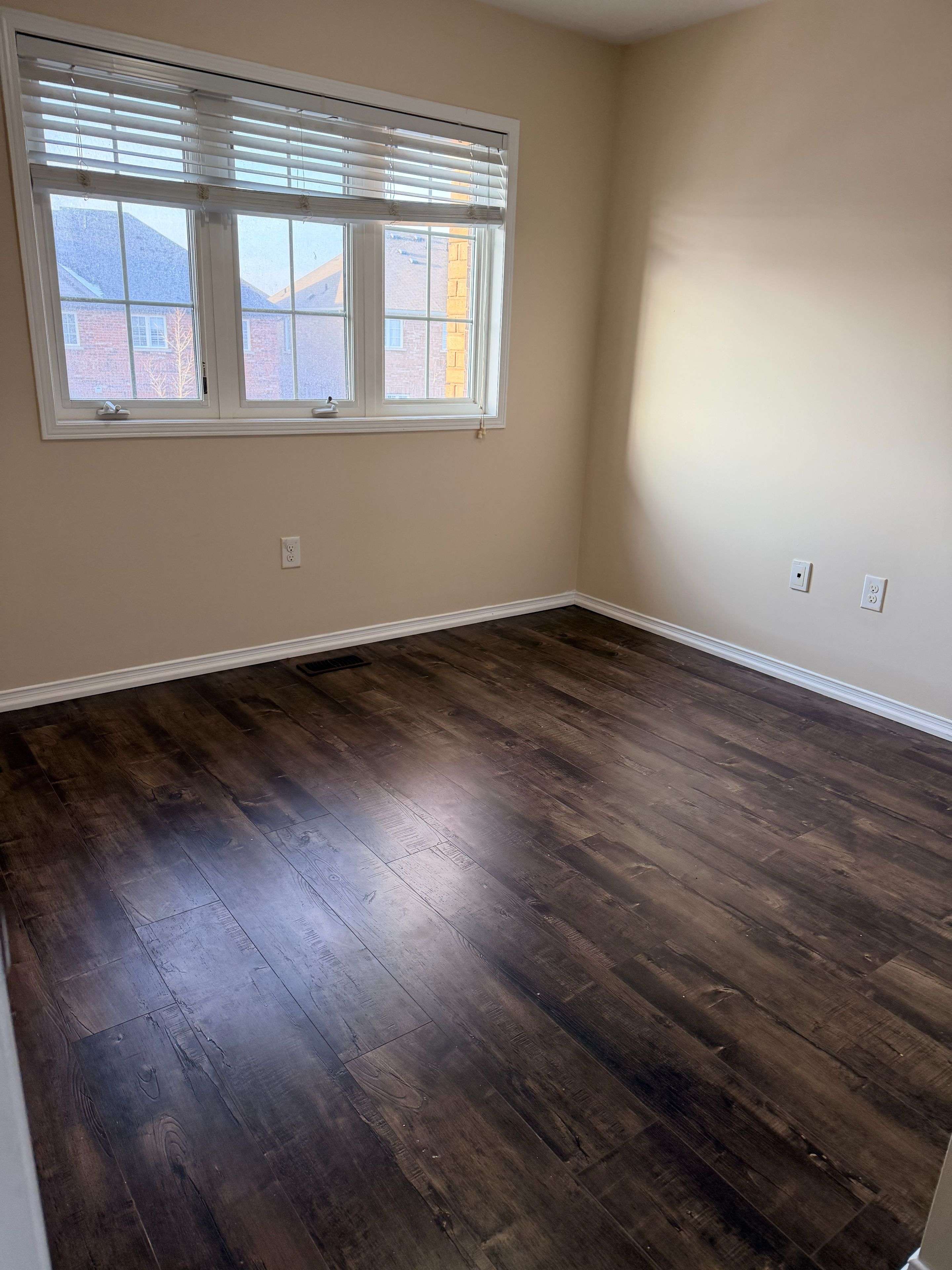 Milton, ON L9T 8B1,745 Farmstead DR #44