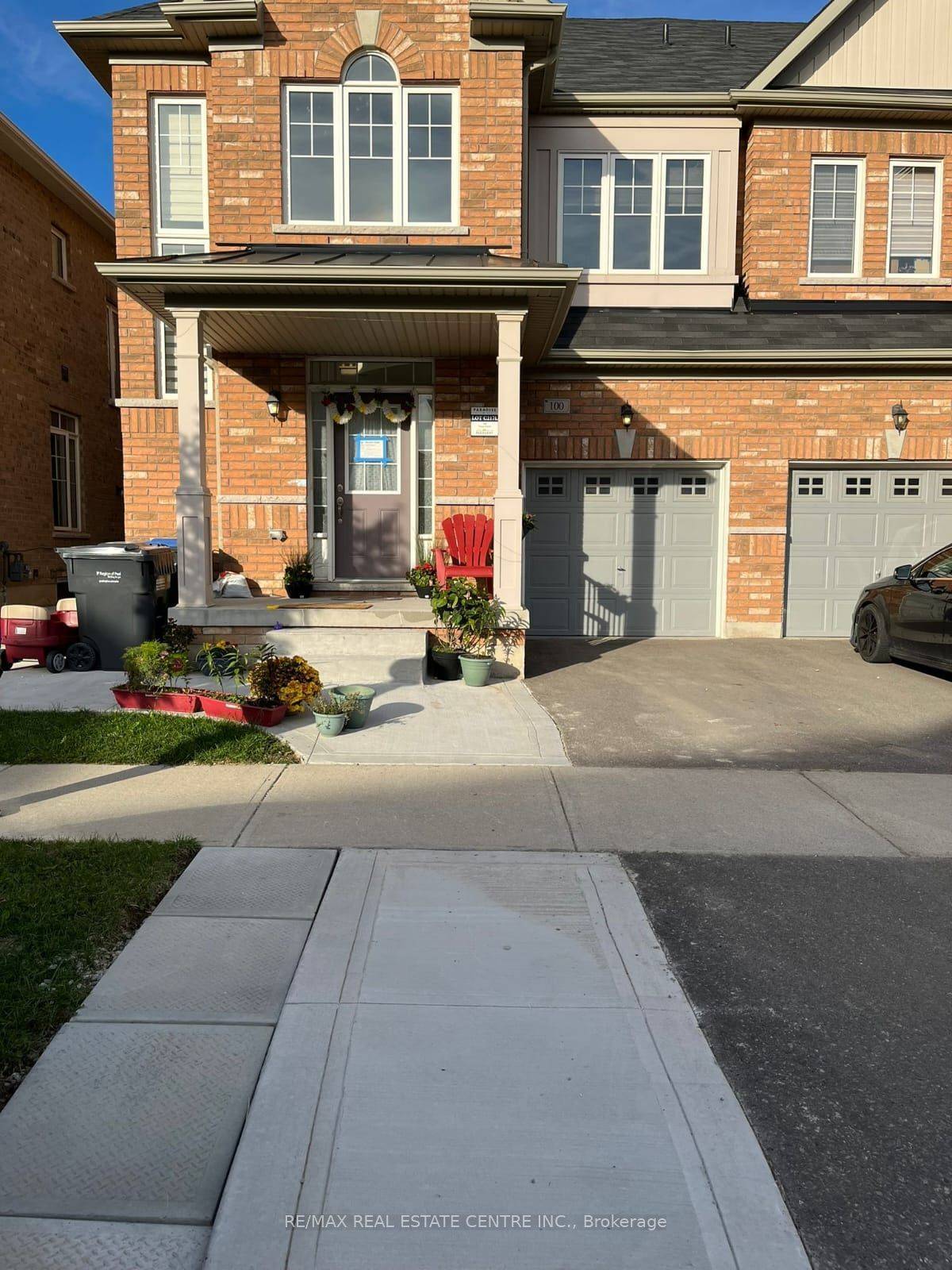 Brampton, ON L7A 4E7,100 Truro CIR