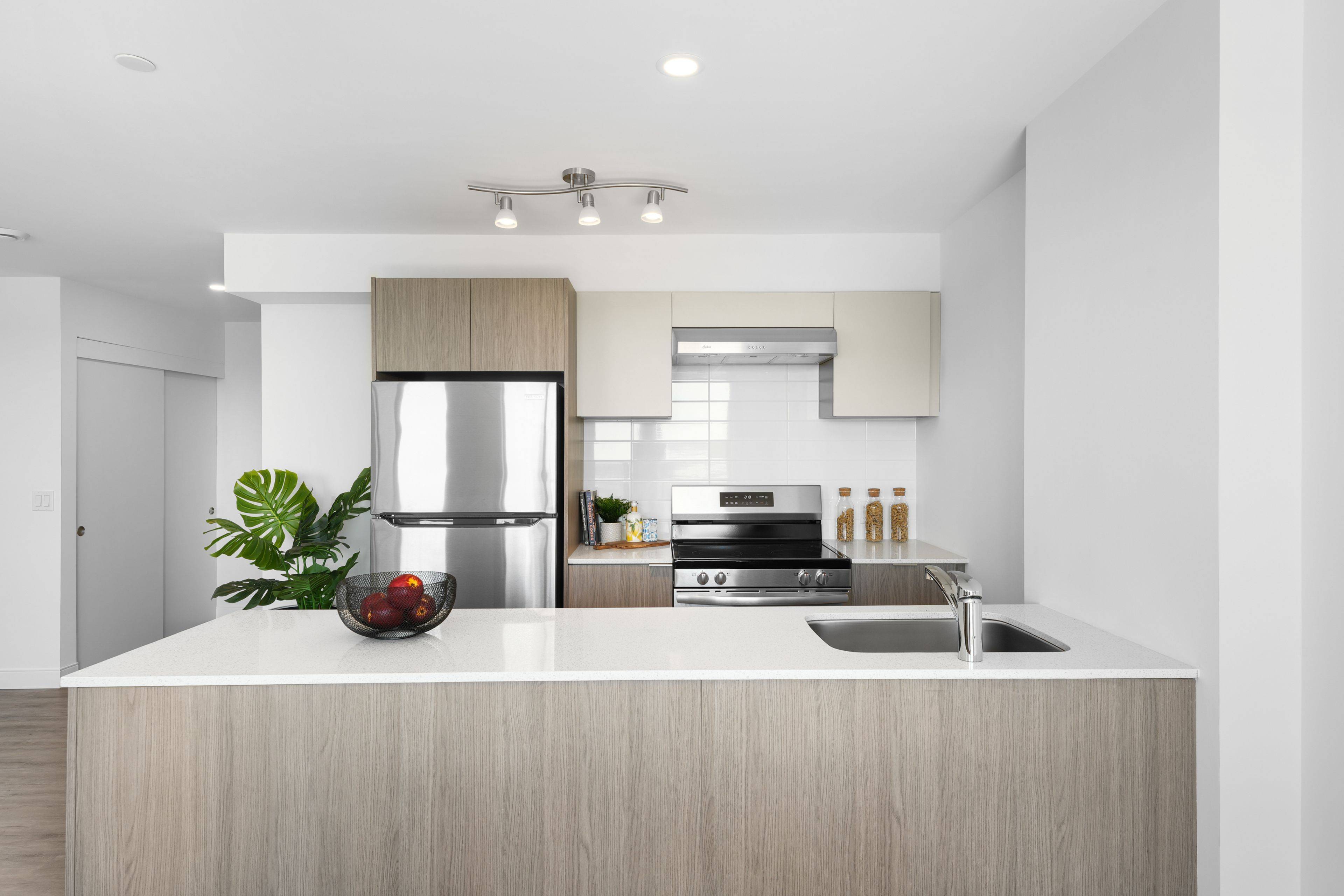 Brampton, ON L6X 4P7,100 Manett CRES #606