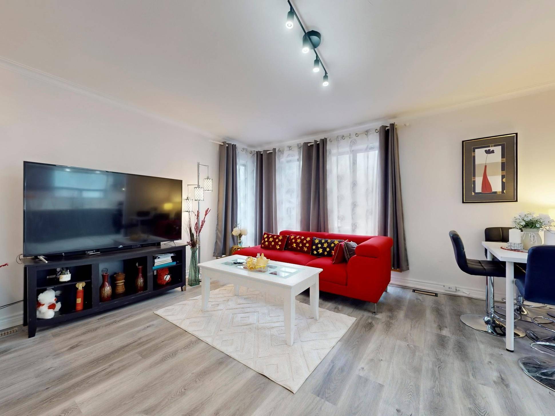 Toronto W10, ON M9W 2R2,30 Moncrieff DR